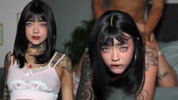 A Mexican goth girl receives sex treatment