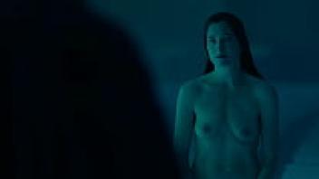 Full frontal skinny-dip of Kathryn Hahn in Mrs. Fletcher S01E02 1080p