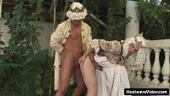 The married woman wasn't expecting to be loved at the party, but this guy surprised her.