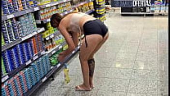 The wife of an exhibitionist cuckold!