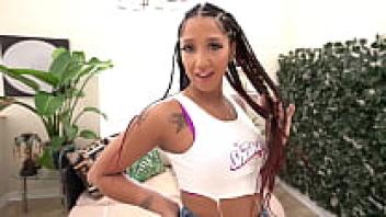 Stefania Mafra's Braided Brazilian Babe BlowJob (1080p)