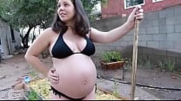 BBW Tracy is heavily and very pregnant. Jordan: At 40 Weeks Heavily and Very BBW Pregnant, She Tidies Up The Garden and Gets Contractions (1080p)