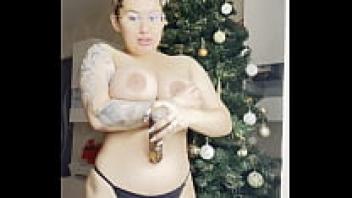 Dildo's natural large tits B.J.